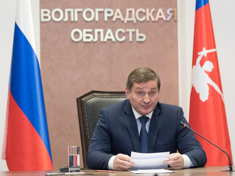 Губернатор волгоградской области провел совещание по вопросам укрепления экономики региона в условиях санкций