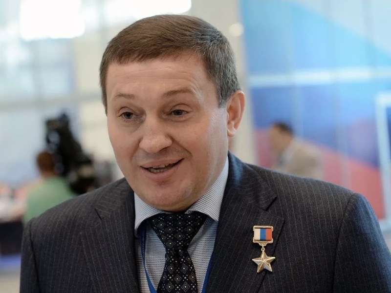 Губернатор Волгоградской области отказался от мандата депутата госдумы
